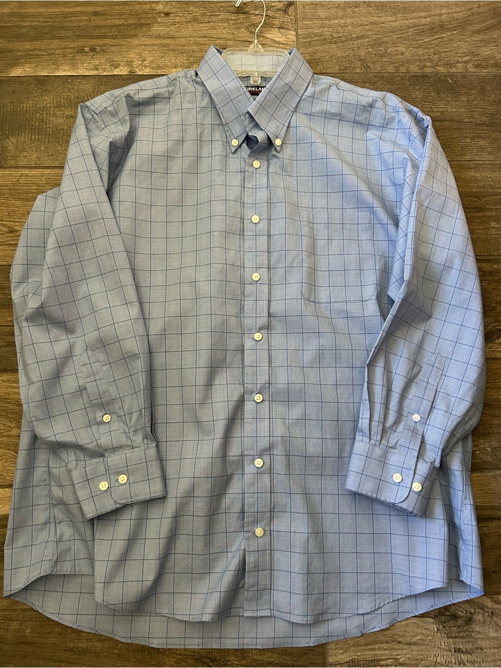 Kirkland checkered button-down shirt Classic pointed collar Traditional fit XL